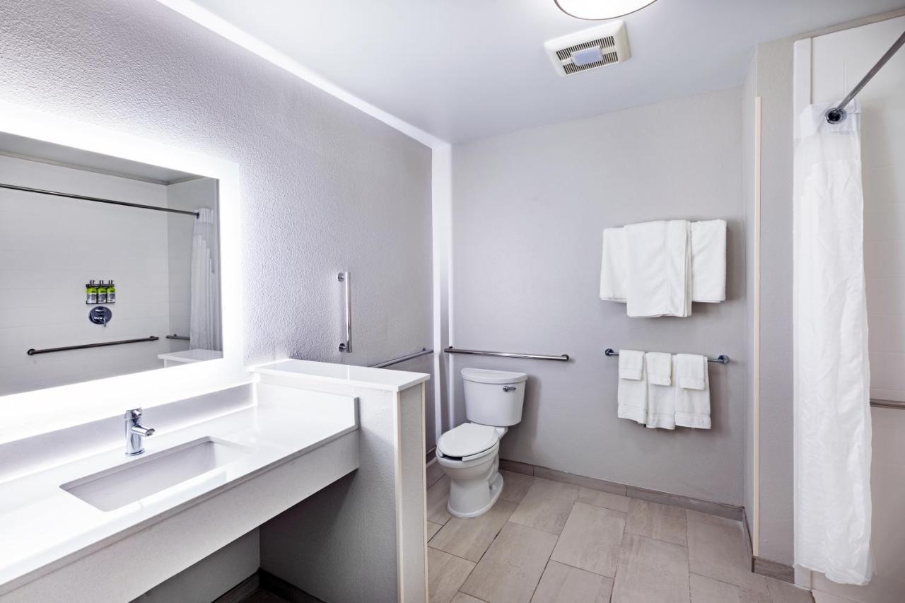 Holiday Inn Express & Suites - Parsons By Ihg Exteriér fotografie
