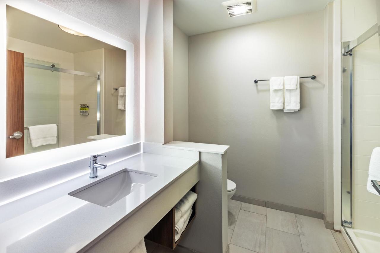 Holiday Inn Express & Suites - Parsons By Ihg Exteriér fotografie