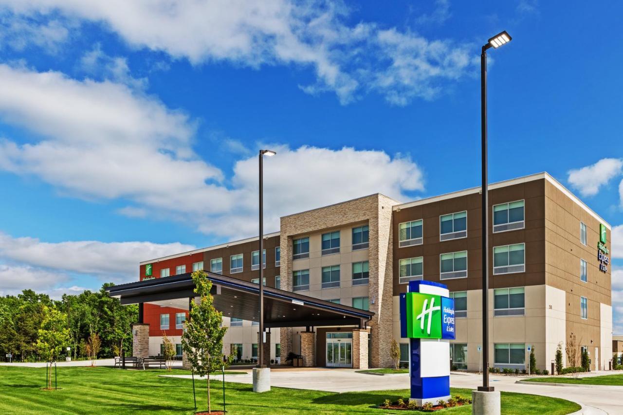 Holiday Inn Express & Suites - Parsons, An Ihg Hotel Exteriér fotografie