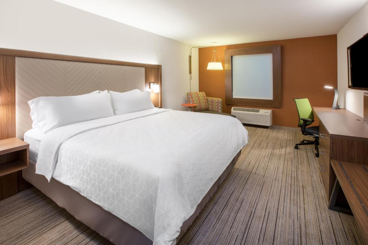 Holiday Inn Express & Suites - Parsons By Ihg Exteriér fotografie